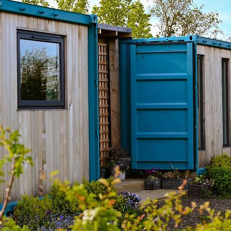 Delphinum Cabin Badsey Bagian luar foto
